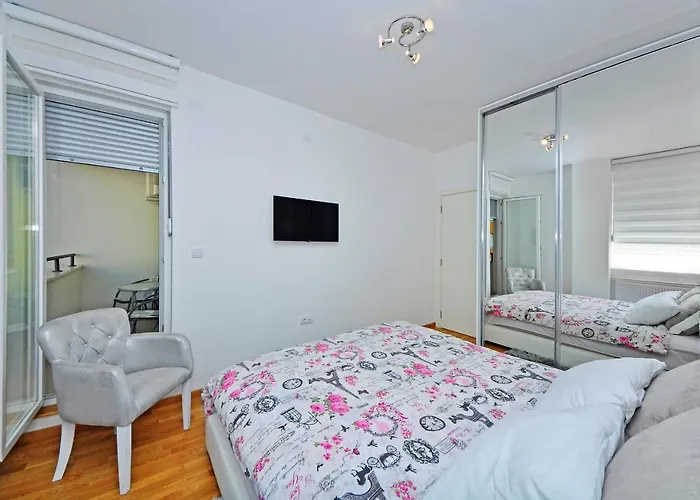 شقة Reset نوفي ساد